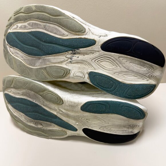 New Balance Fresh Foam X 1080 v14 Size 14 Running Shoes Pale Moss / New Spruce - Picture 11 of 11